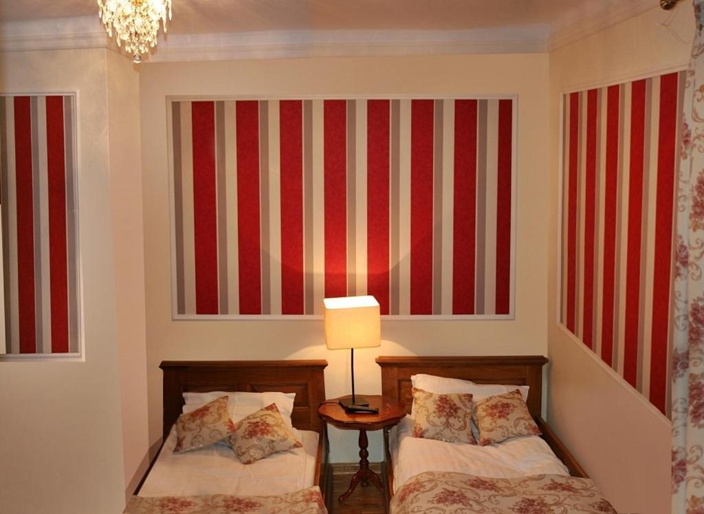Palac Kurozwekiアパートホテル 部屋 写真